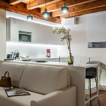 Aria Arena Duplex - Up To 8 Pax Βερόνα